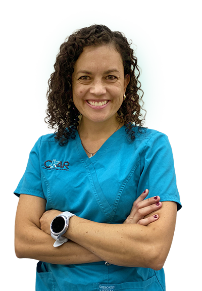 MARINA GONZALO - Veterinary surgeon specialized in Small Animal Rehabilitation and Acupuncture.